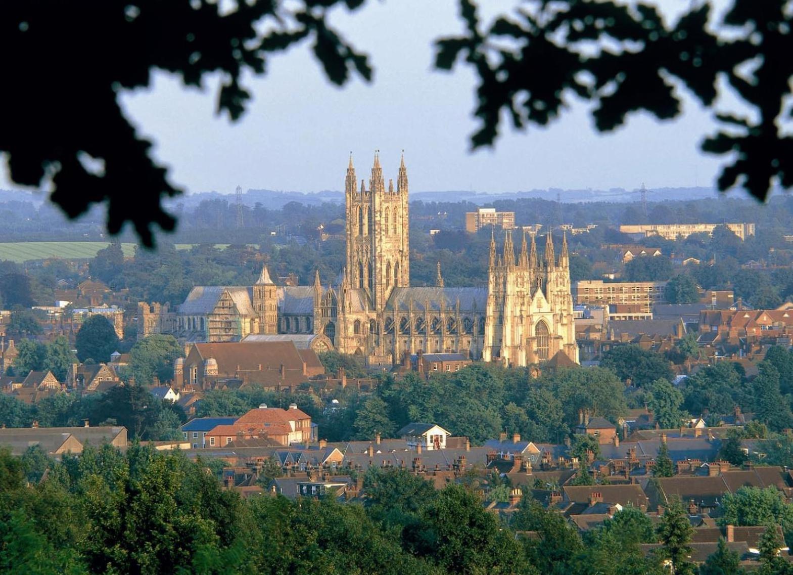 Luxury 2 Bedroom City Centre Apartment - Secure Parking - Amazing Location! Canterbury Kültér fotó